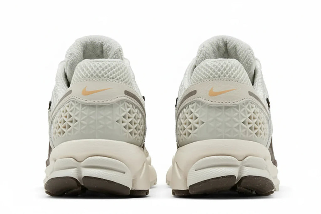 Wmns Zoom Vomero 5 'Light Bone Sesame'