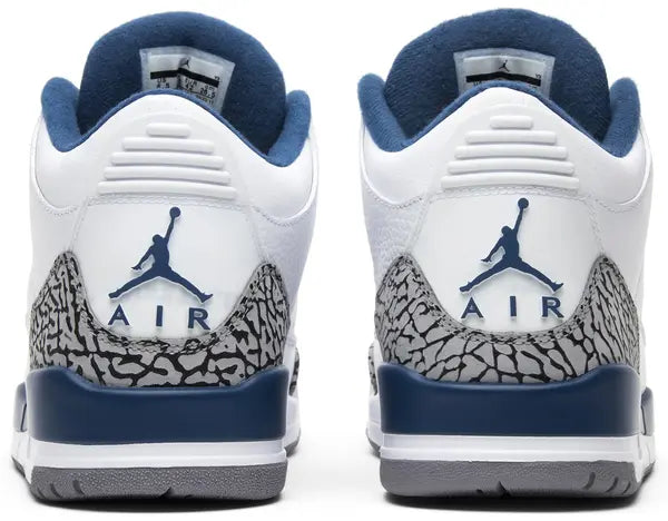 Air Jordan 3 Retro 'True Blue' 2011