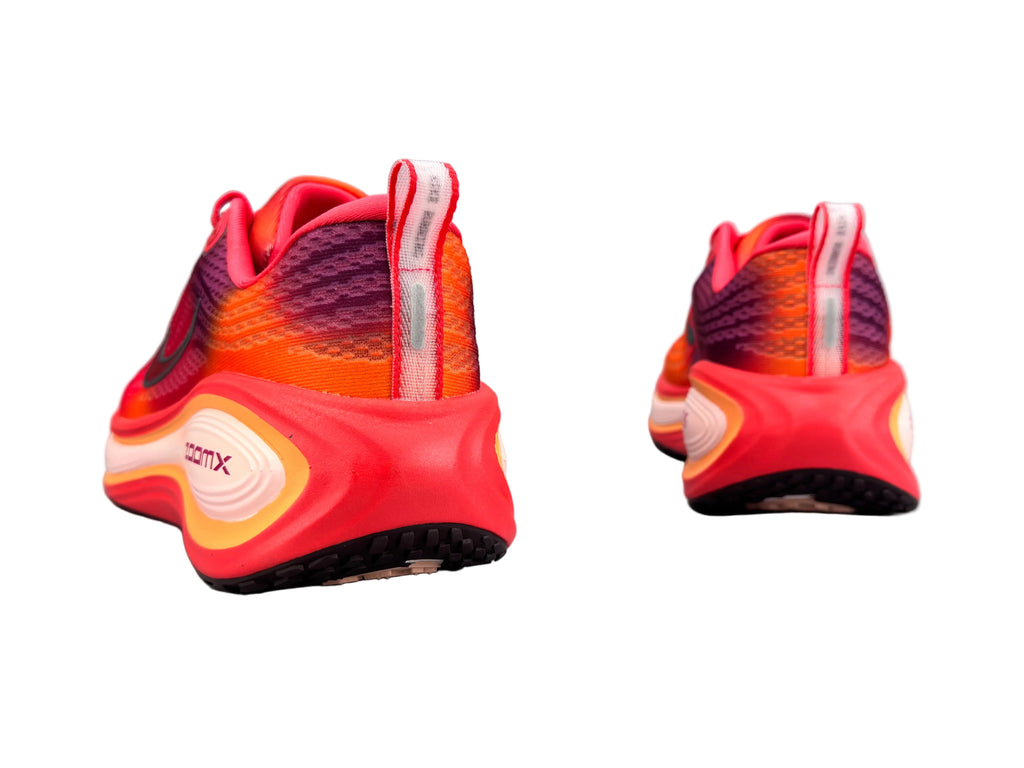 Wmns Vomero Plus SE 'Ember Glow'