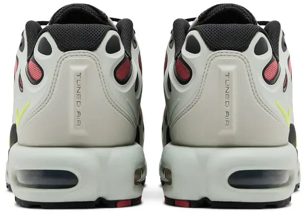 Air Max Plus Drift 'Light Silver Volt'