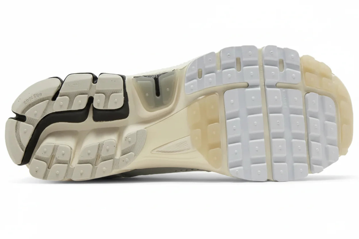 Air Zoom Vomero 5 'Supersonic'