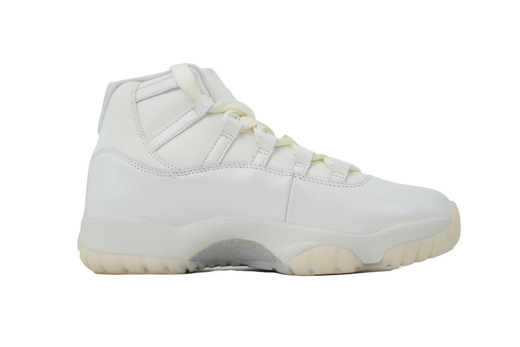 Wmns Air Jordan 11 Retro 'Pearl / Grand Finale'