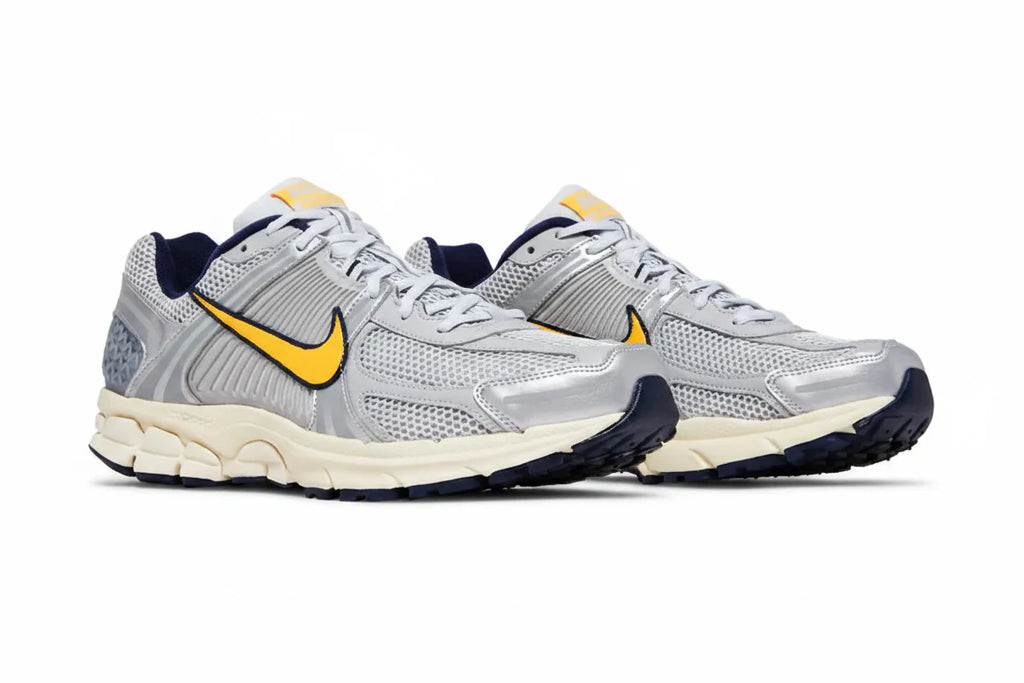 Air Zoom Vomero 5 'Platinum Laser Orange