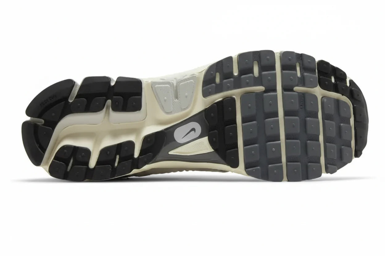 Air Zoom Vomero 5 'Platinum Tint'