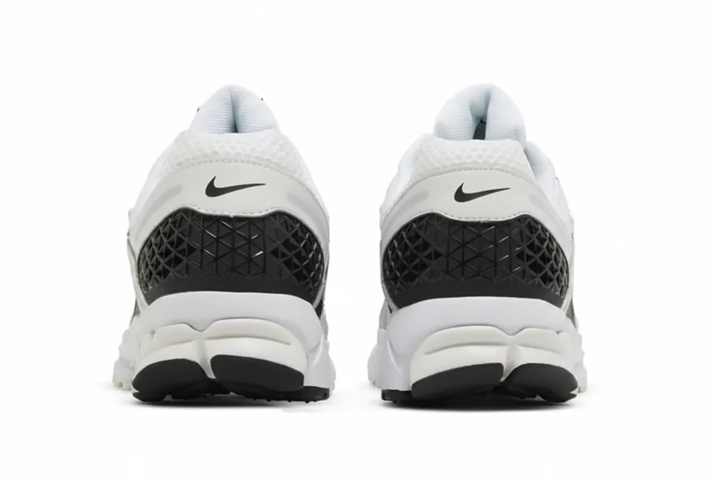 Air Zoom Vomero 5 'White Black'