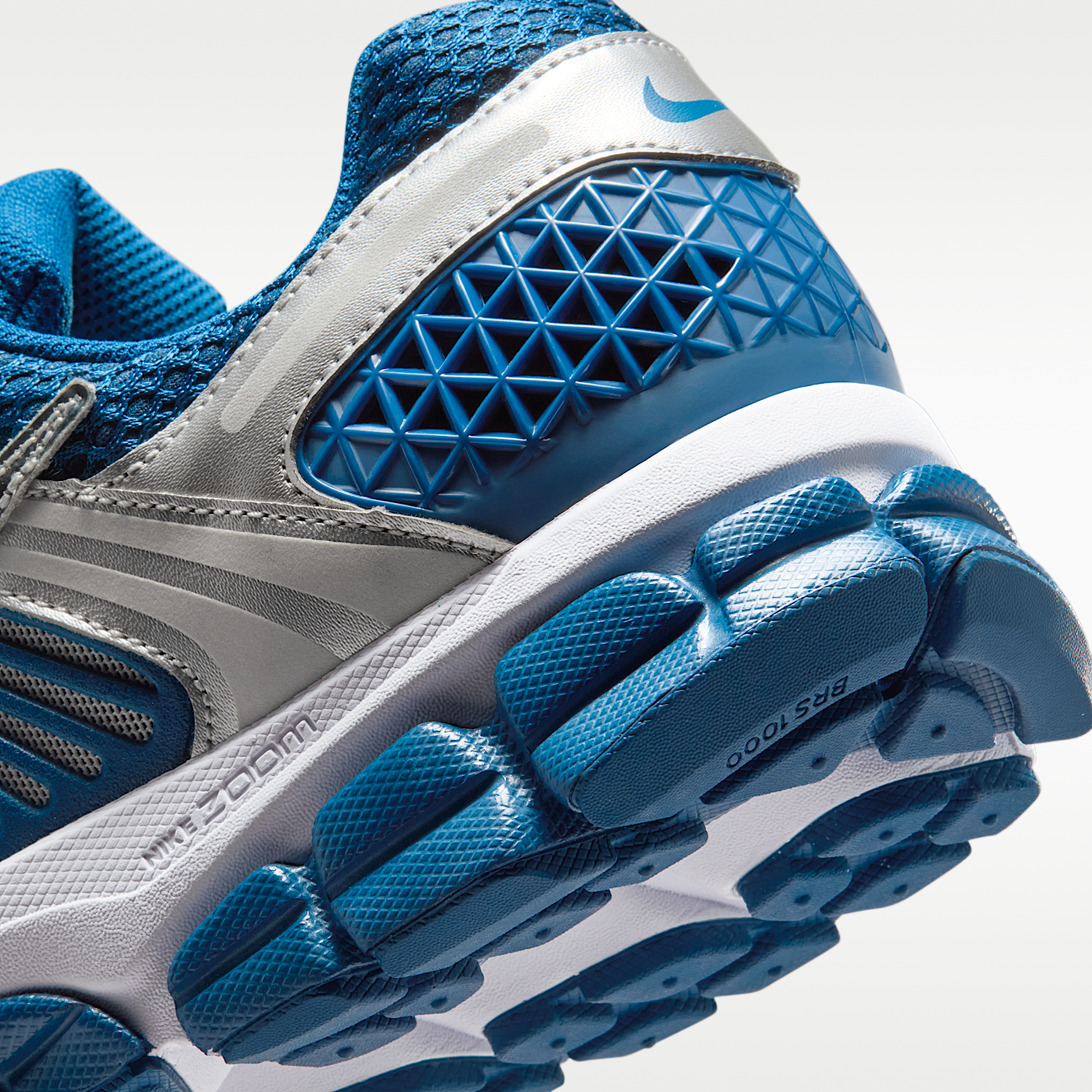 Zoom Vomero 5 Court Blue/White/Metallic Silver