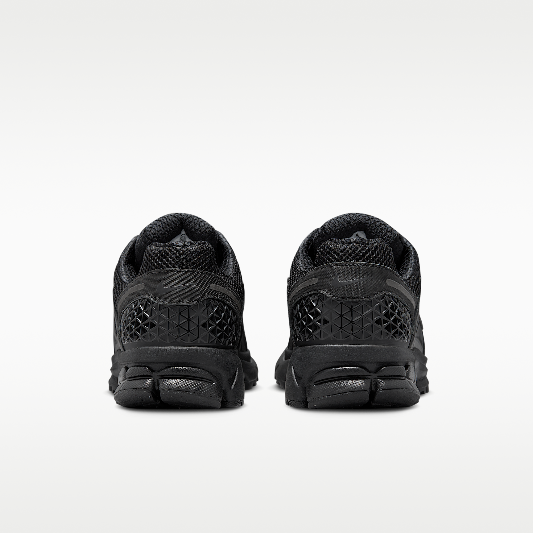 Zoom Vomero 5 Triple Black/Iron Grey/Chrome