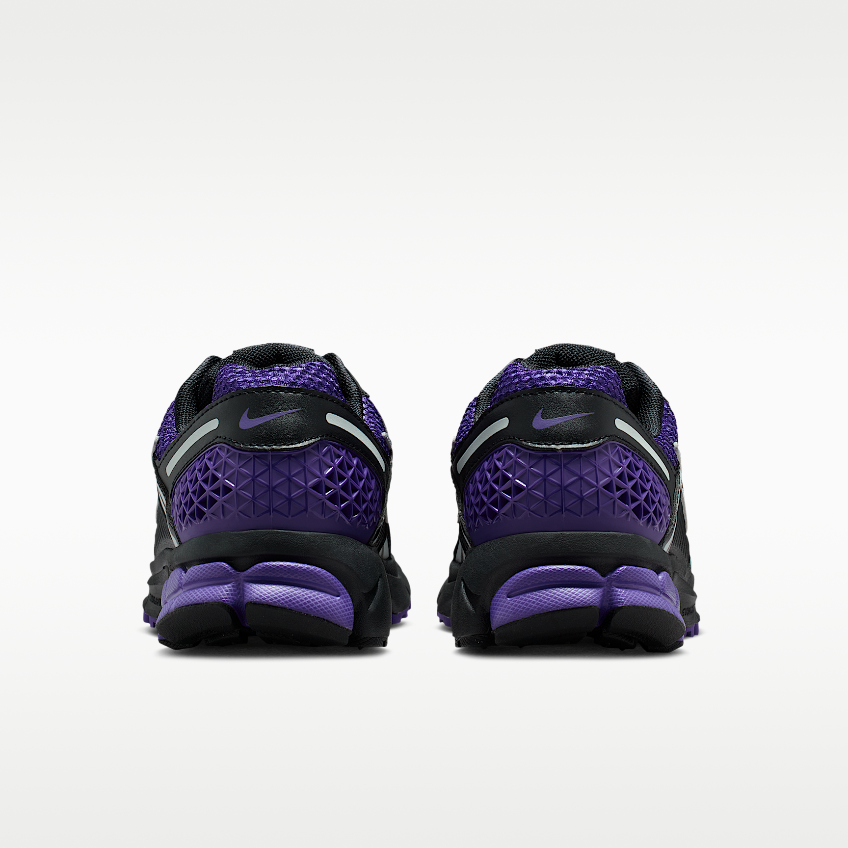 Zoom Vomero 5 Black Vivid Purple